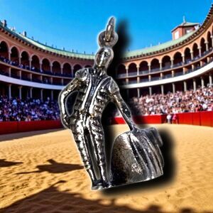 Vintage Sterling Silver 925 Matador Charm Spain Bullfighter 3D Torero Bracelet